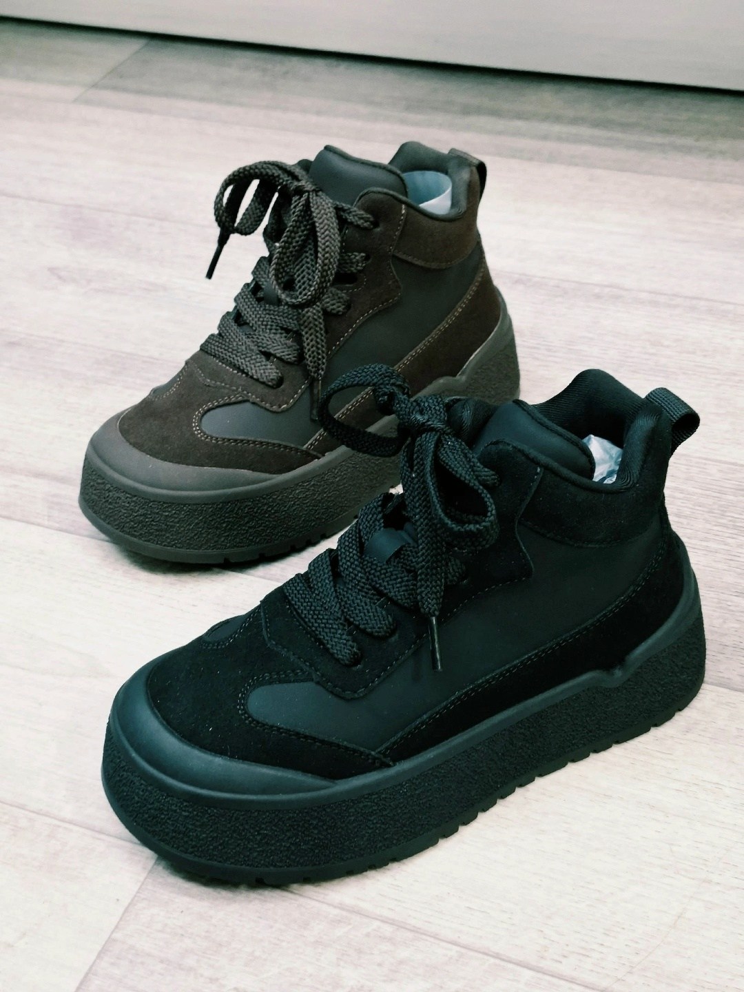 ,женская ,кроссовки женскиe,кроссовки ugg,зимние угги на платформе