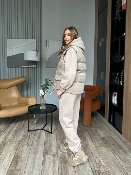 Костюм