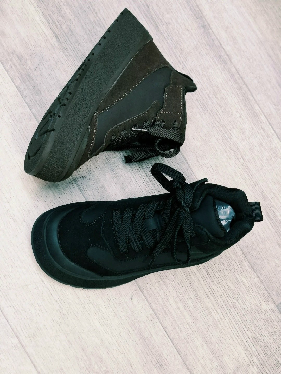 ,женская ,кроссовки женскиe,кроссовки ugg,зимние угги на платформе