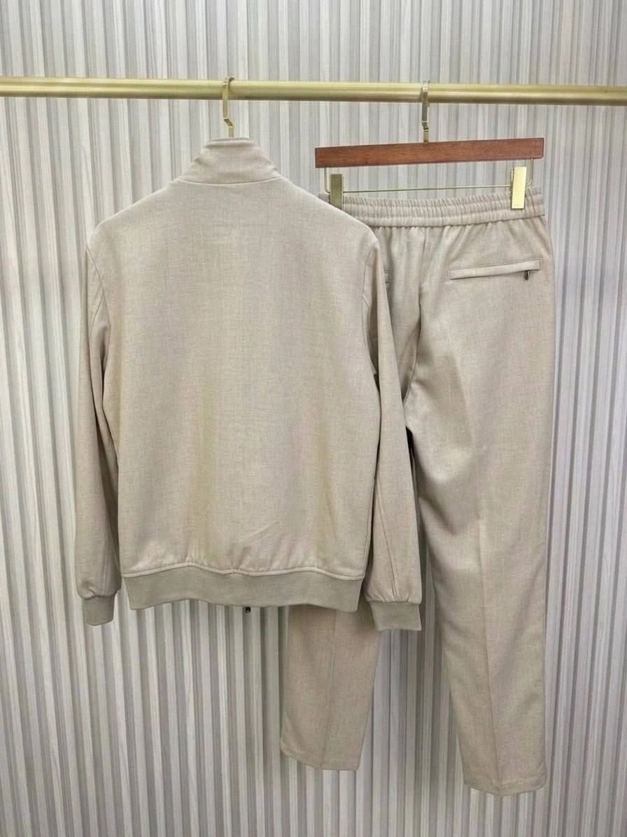 спортивный костюм brunello cucinelli,бежевый костюм,костюм спортивный,одежда для мужчин,брендовые вещи