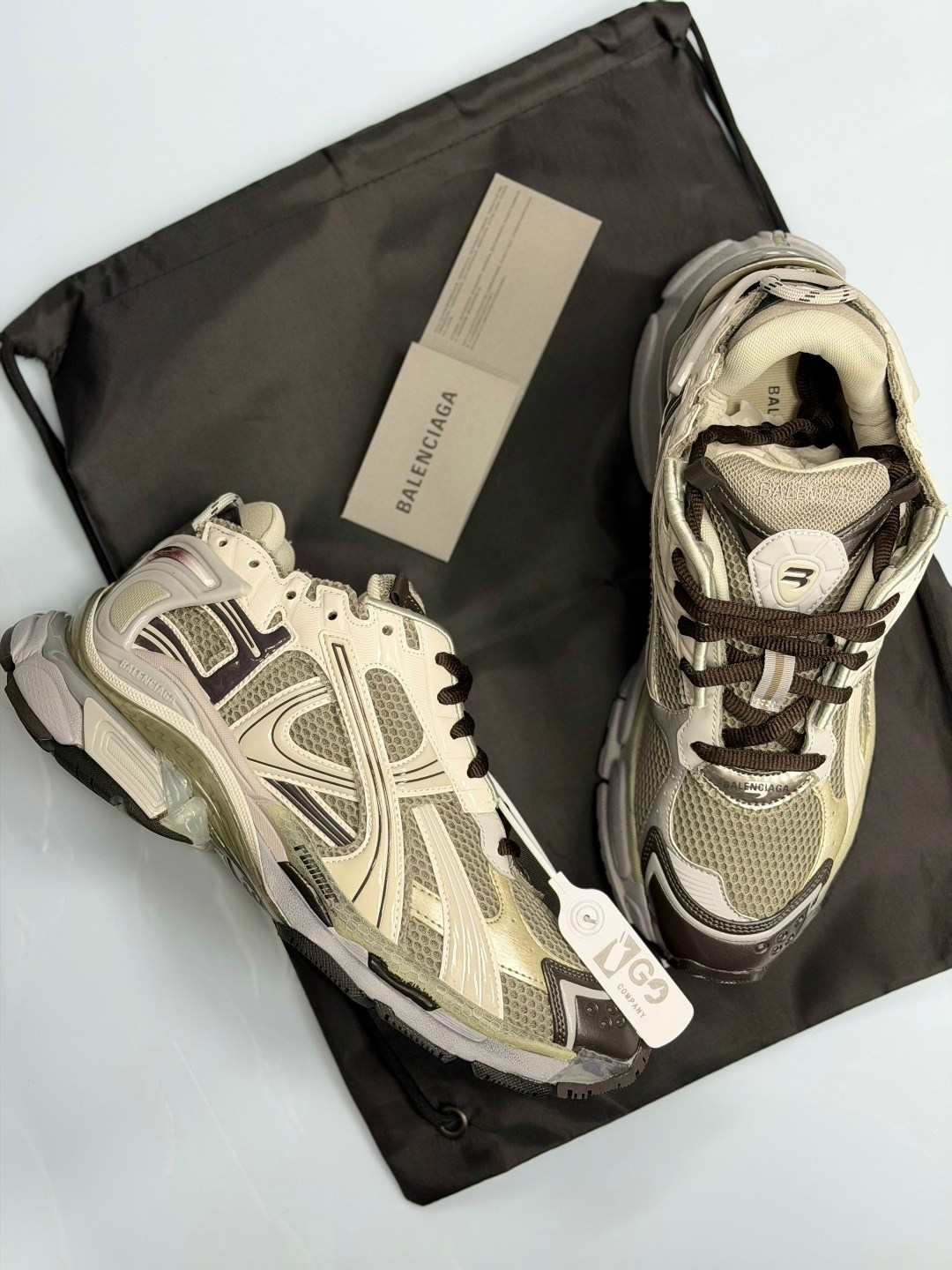 кроссовки balenciaga,кроссовки balenciaga runner 2.0 beige,мужские кроссовки balenciaga runner черный серый,кроссовки мужские balenciaga,кроссовки balenciaga runner