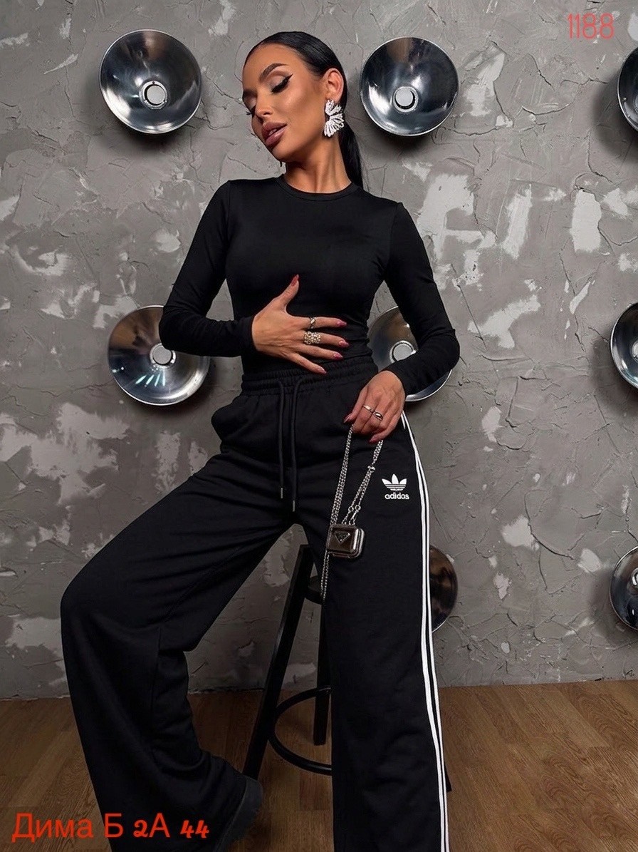 спортивные брюки adidas originals коричневый,спортивные штаны широкие,спортивные штаны женские,брюки женские спортивные,штаны широкие