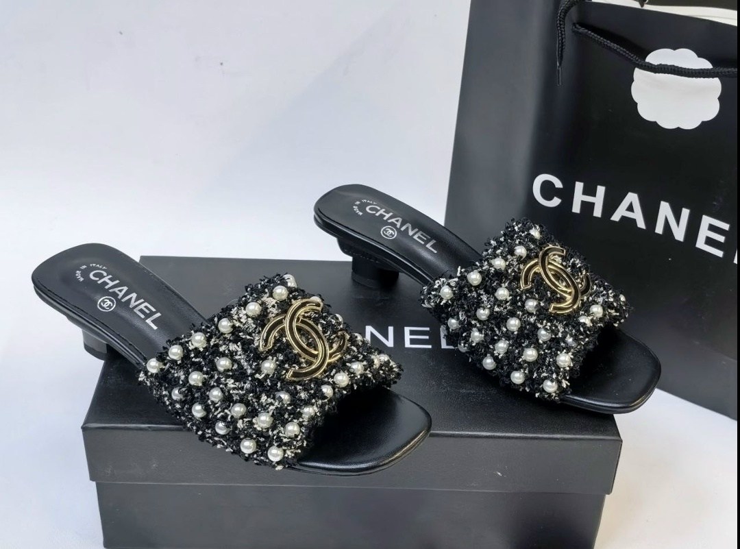босоножки chanel,тапочки женские chanel,тапочки chanel,сандалии chanel,шлепанцы chanel