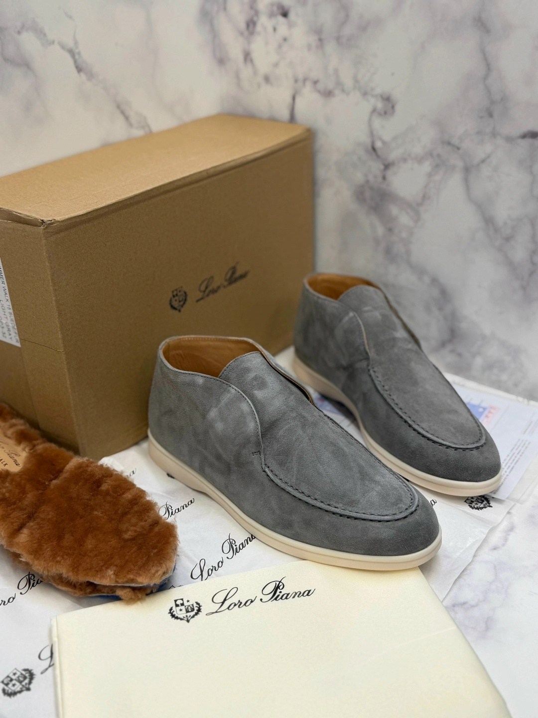лоферы из натуральной замши loro piana,лоферы loro piana,,лоферы мужские loro piana,замшевые лоферы loro piana