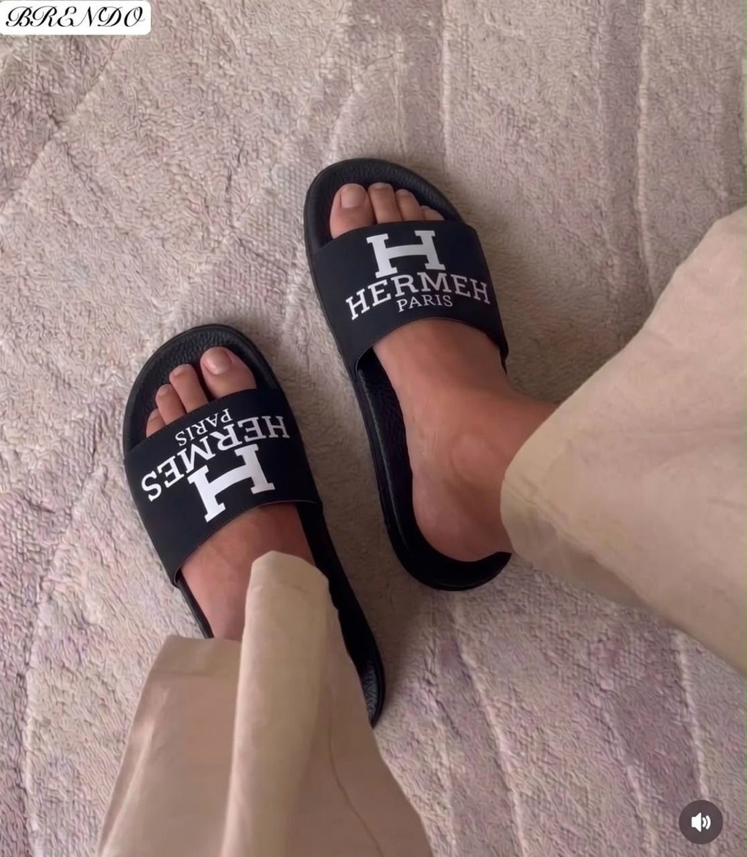 fendi шлепки,шлепки фенди,,шлепанцы fendi,женские шлепанцы