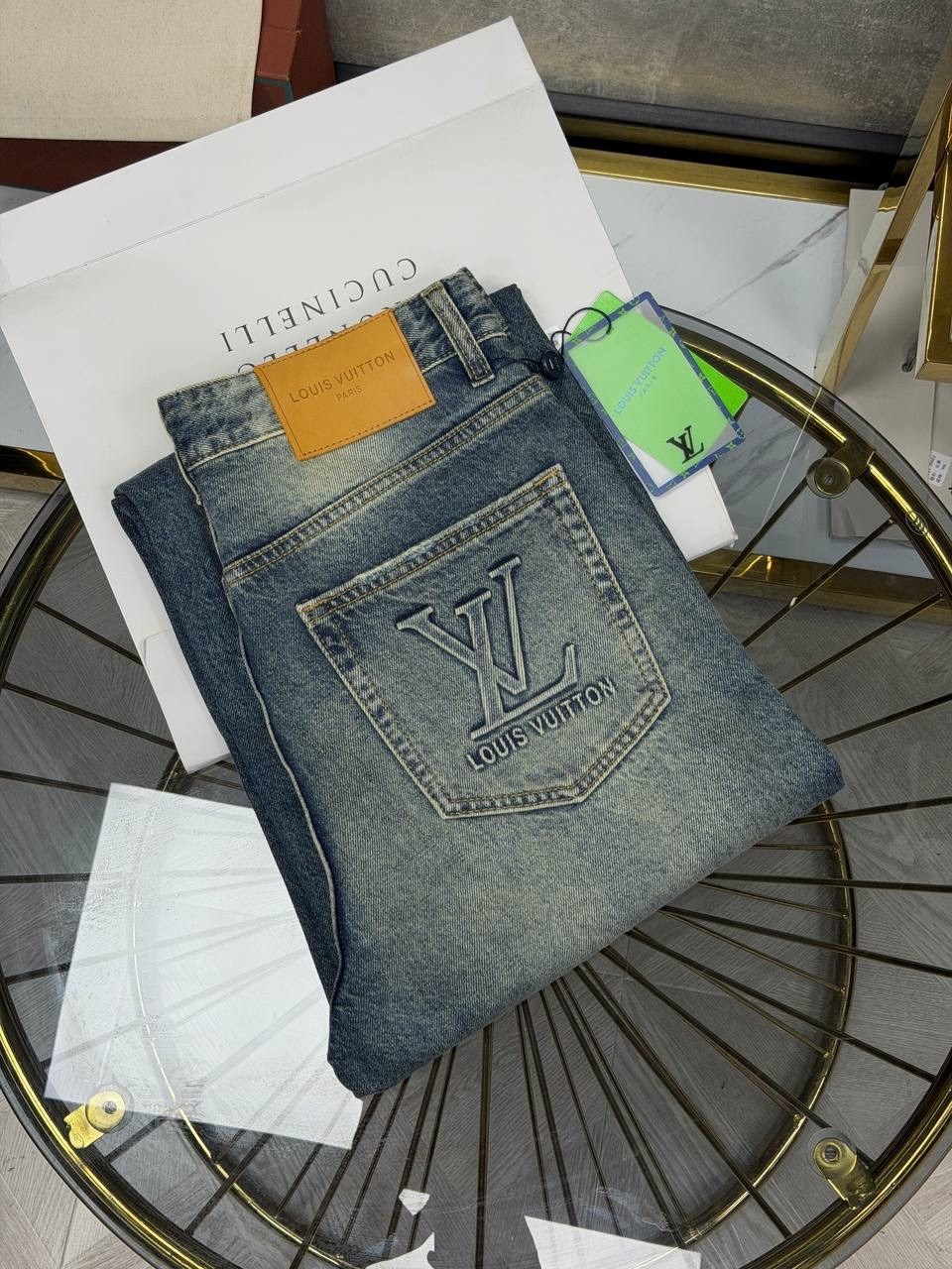 джинсы louis vuitton,мужские джинсы,джинсы луи виттон мужские,модные джинсы,джинсы стильные