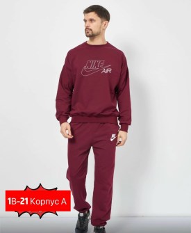 Костюм