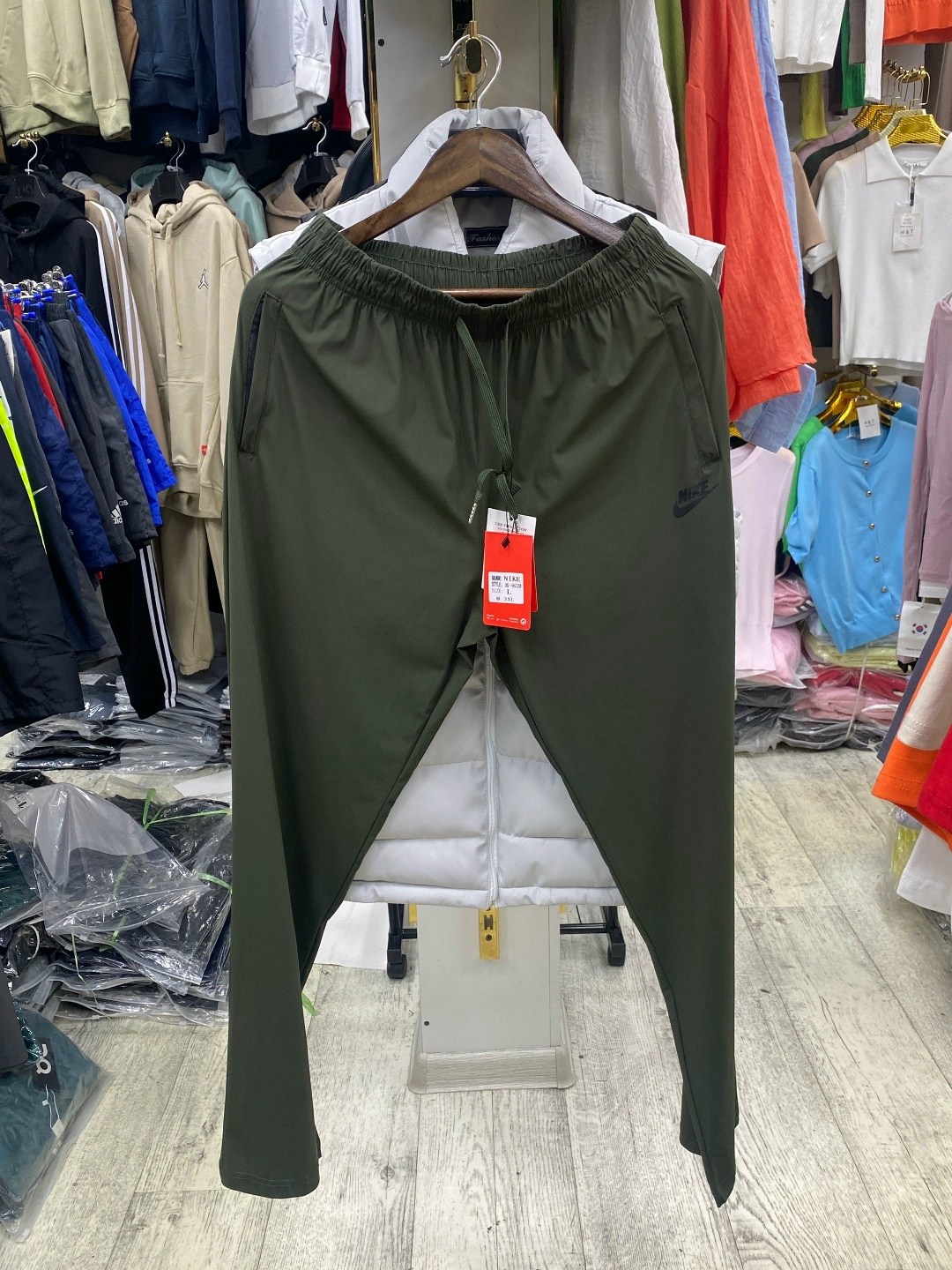 брюки мужские nike,спортивные брюки,спортивный костюм nike мужской,спортивные брюки мужские,штаны спортивные