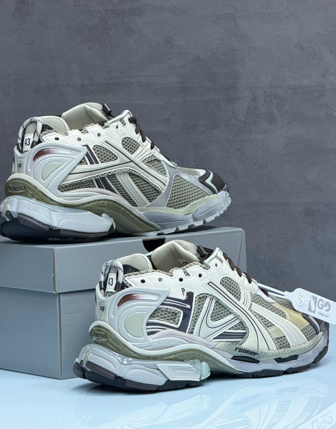 кроссовки balenciaga,кроссовки balenciaga runner 2.0 beige,мужские кроссовки balenciaga runner черный серый,кроссовки мужские balenciaga,кроссовки balenciaga runner