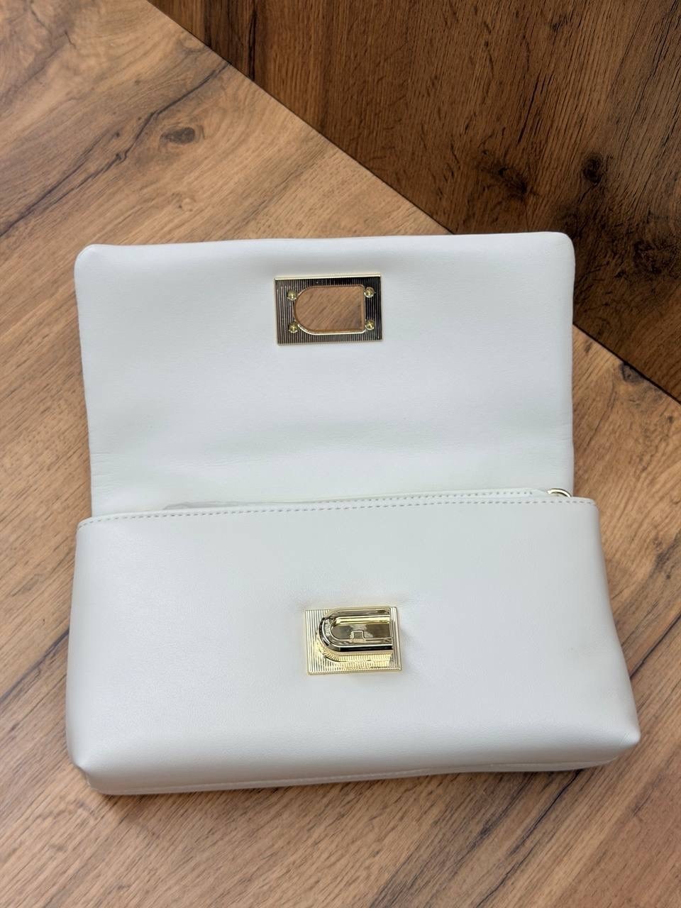 стеганая сумка через плечо furla белый,сумка,женская сумка furla,сумки для женщин,женская сумка