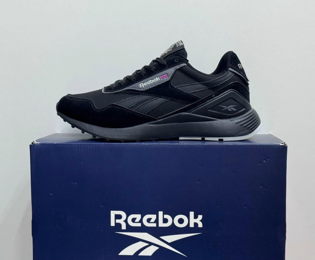 кроссовки reebok classic leather legacy,кроссовки reebok,мужские кроссовки reebok,reebok classic leather legacy,черные кроссовки reebok