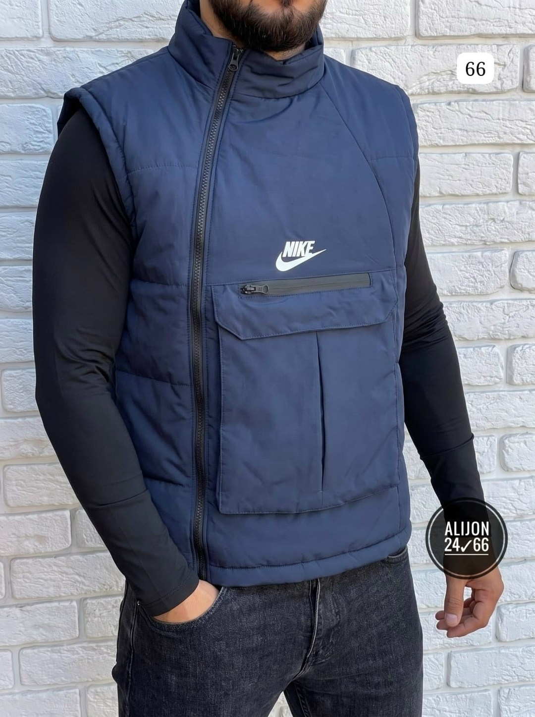 жилетка nike,жилетка мужская,жилет мужской,мужские жилеты nike,безрукавка мужская