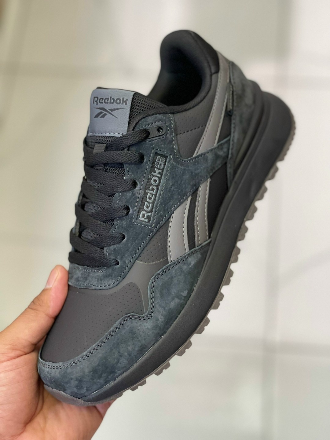 кроссовки reebok мужские,кроссовки reebok,кроссовки reebok classic,кроссовки зимние мужские reebok,зимние кроссовки reebok classic leather high