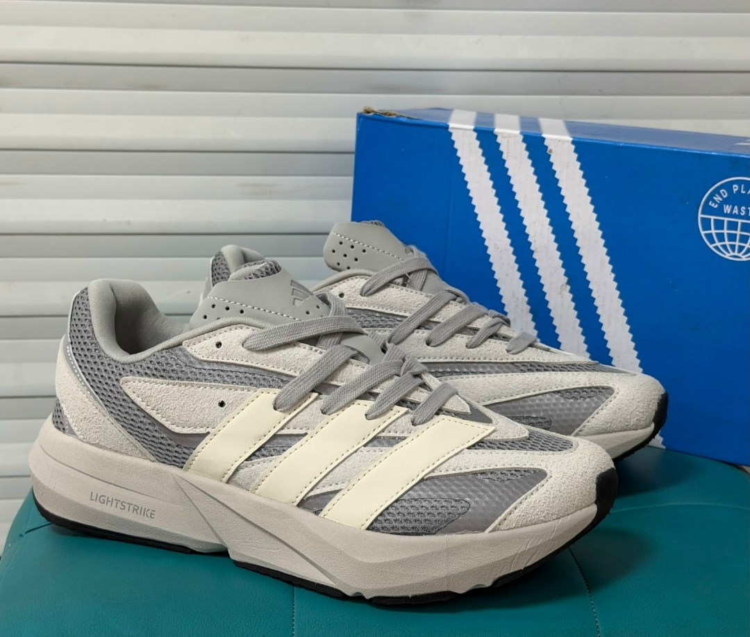кроссовки adidas,кроссовки мужские adidas,кроссовки мужские женские adidas,кроссовки,кроссовки адидас