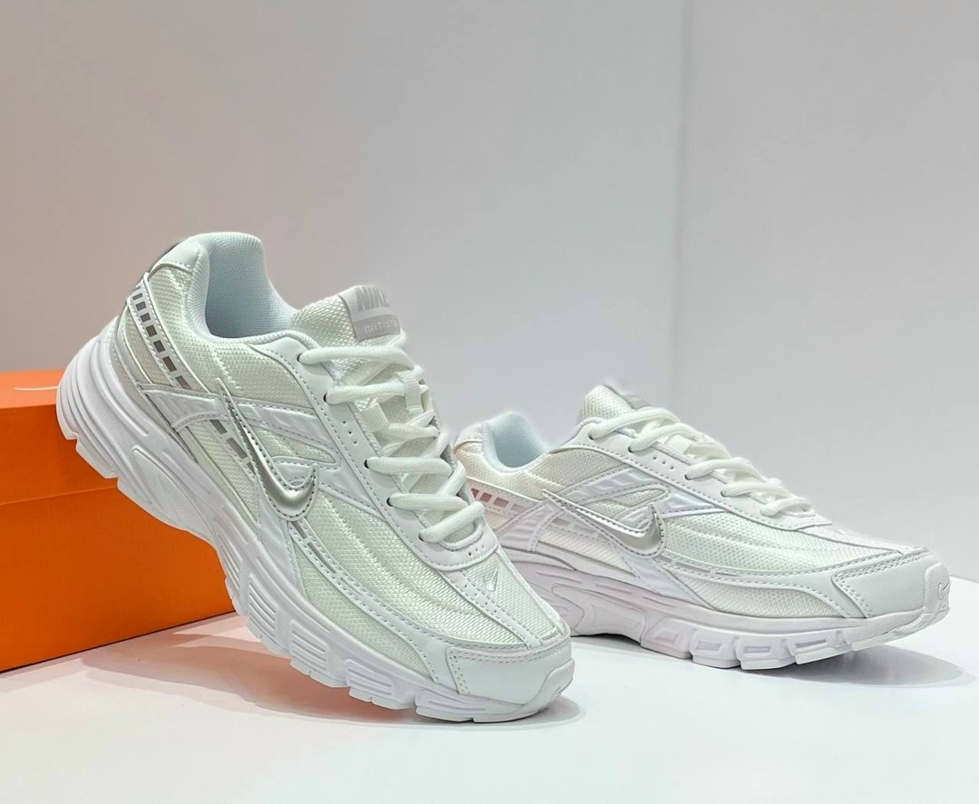 кроссовки nike initiator,женские кроссовки nike,кроссовки,кроссовки женские мужские nike initiator-white silvery,повседневные кроссовки