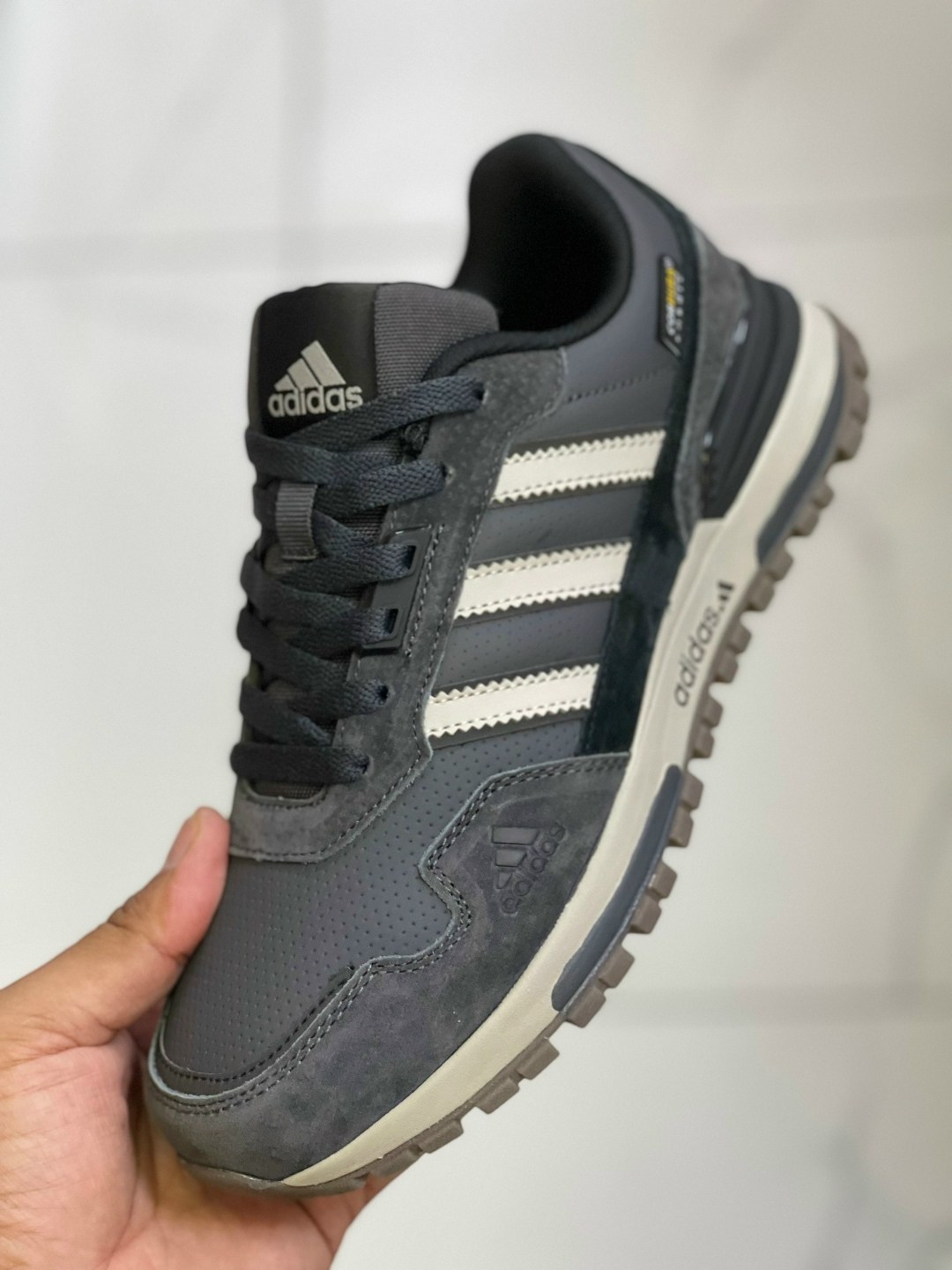 adidas мужские кроссовки,кроссовки adidas,кроссовки adidas zx 750,кроссовки adidas zx 750 серые,кроссовки адидас