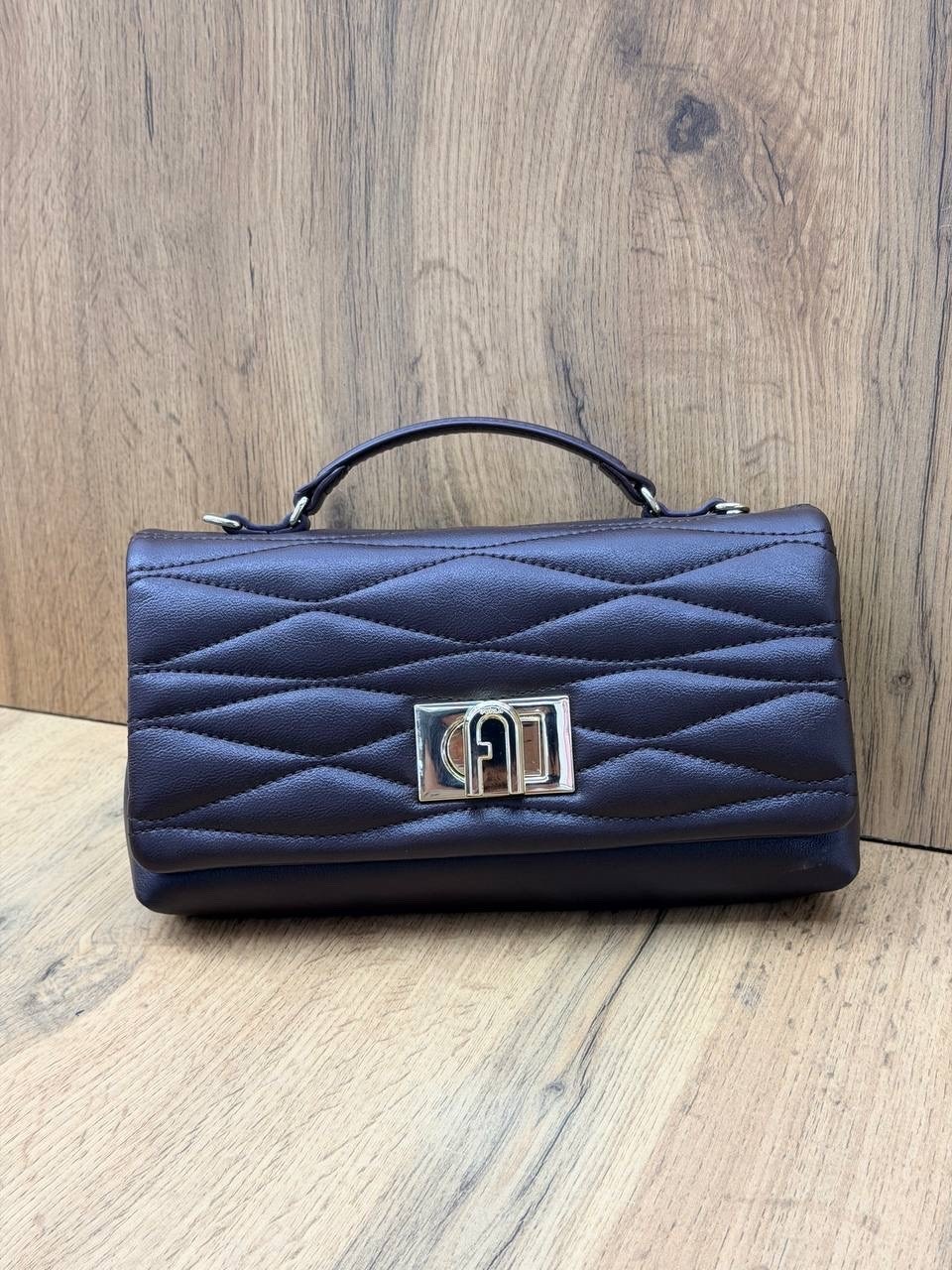 стеганая сумка через плечо furla белый,сумка,женская сумка furla,сумки для женщин,женская сумка