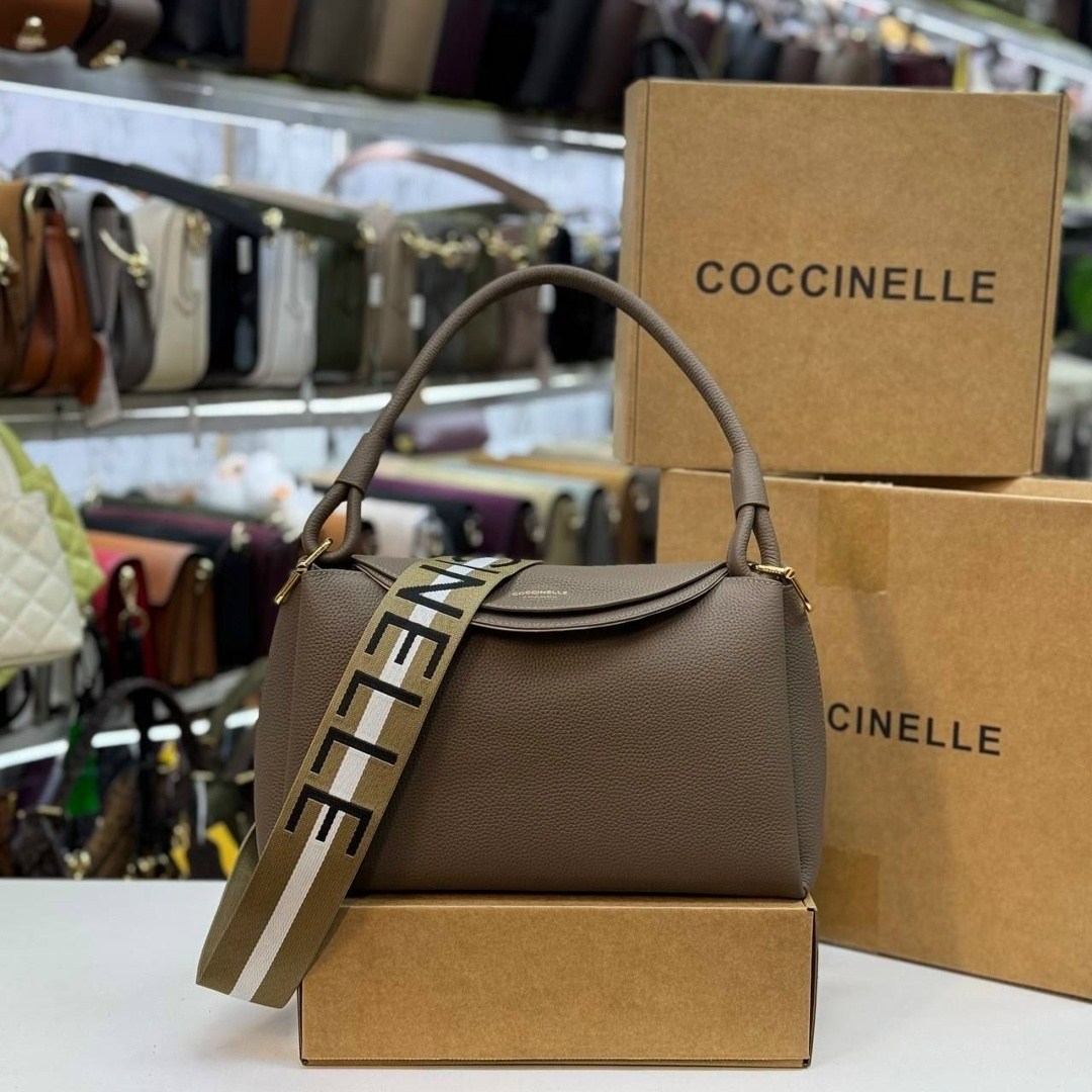 сумка coccinelle,сумка женская coccinelle,брендовые сумочки,стильная сумочка,сумка женская брендовая