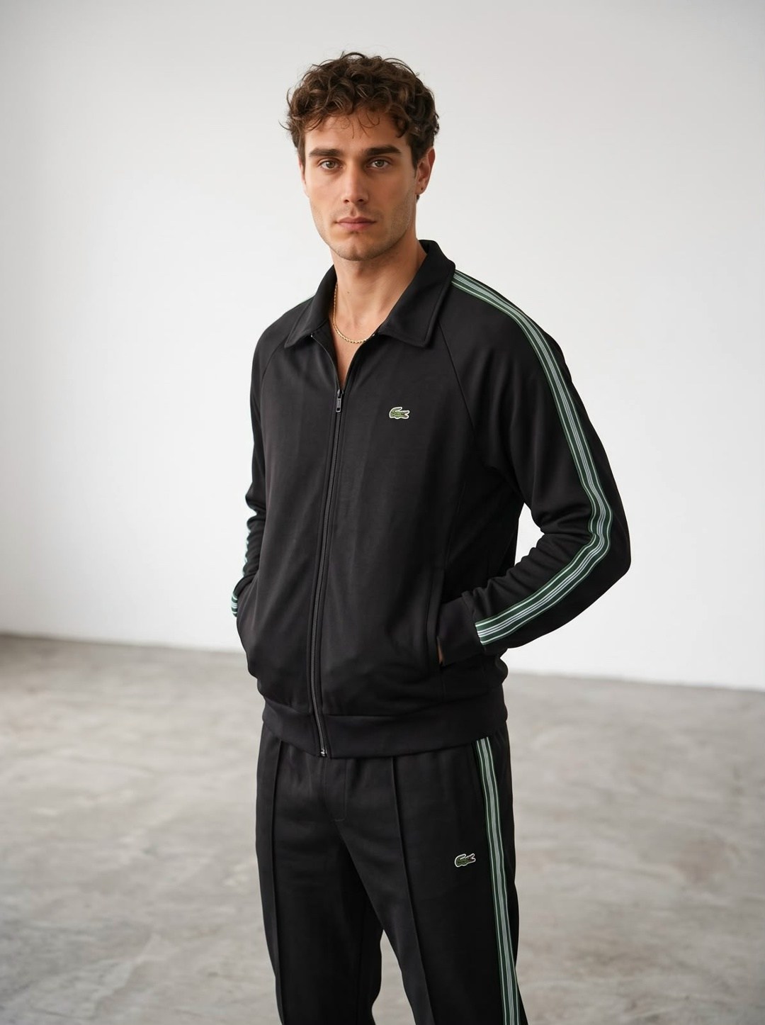спортивные брюки lacoste,спортивные штаны lacoste,спортивные штаны лакост,мужские спортивные брюки lacoste,штаны лакост