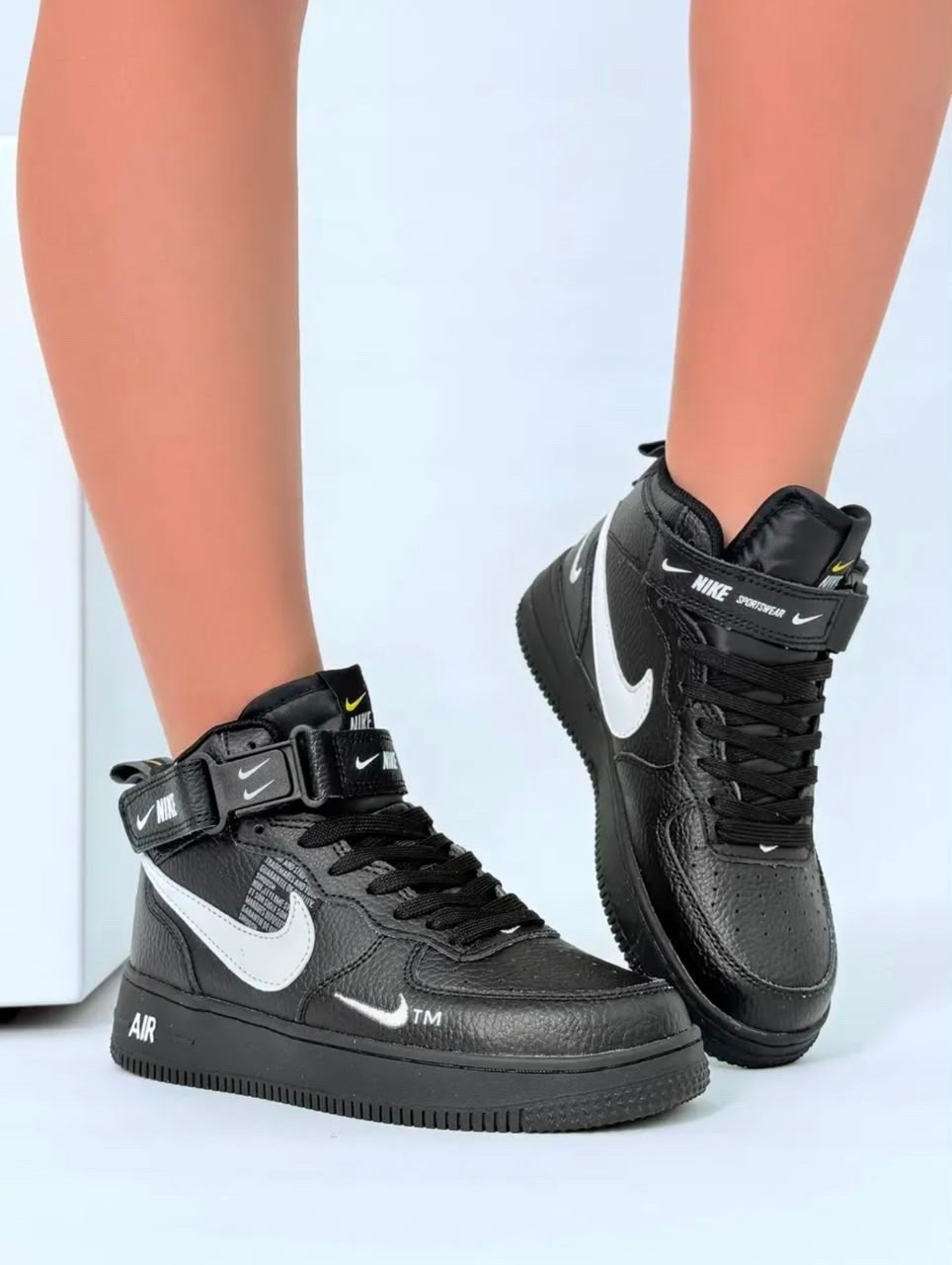 зимние кроссовки nike air force 1 07 mid lv8,nike air force 1 mid black,кроссовки мужские зимние nike air,nike air force 1 07 mid lv8,кроссовки мужские зимние nike air force