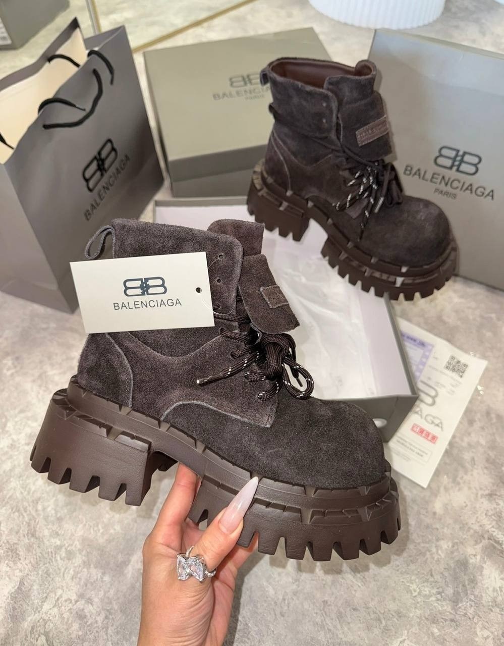 ботинки balenciaga,ботинки осенние balenciaga,,женские ботинки balenciaga,женские ботинки