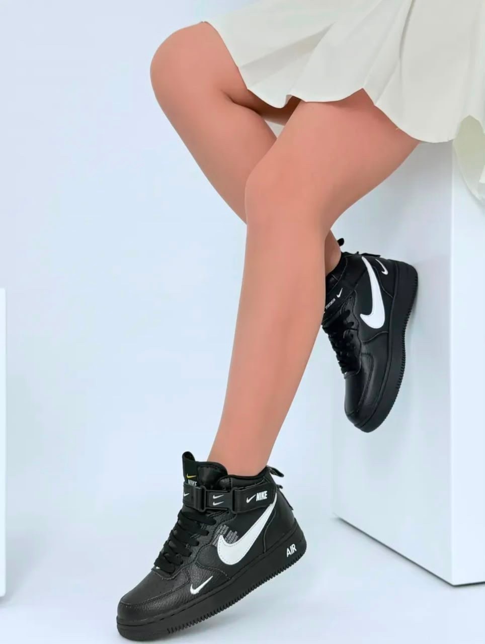зимние кроссовки nike air force 1 07 mid lv8,nike air force 1 mid black,кроссовки мужские зимние nike air,nike air force 1 07 mid lv8,кроссовки мужские зимние nike air force