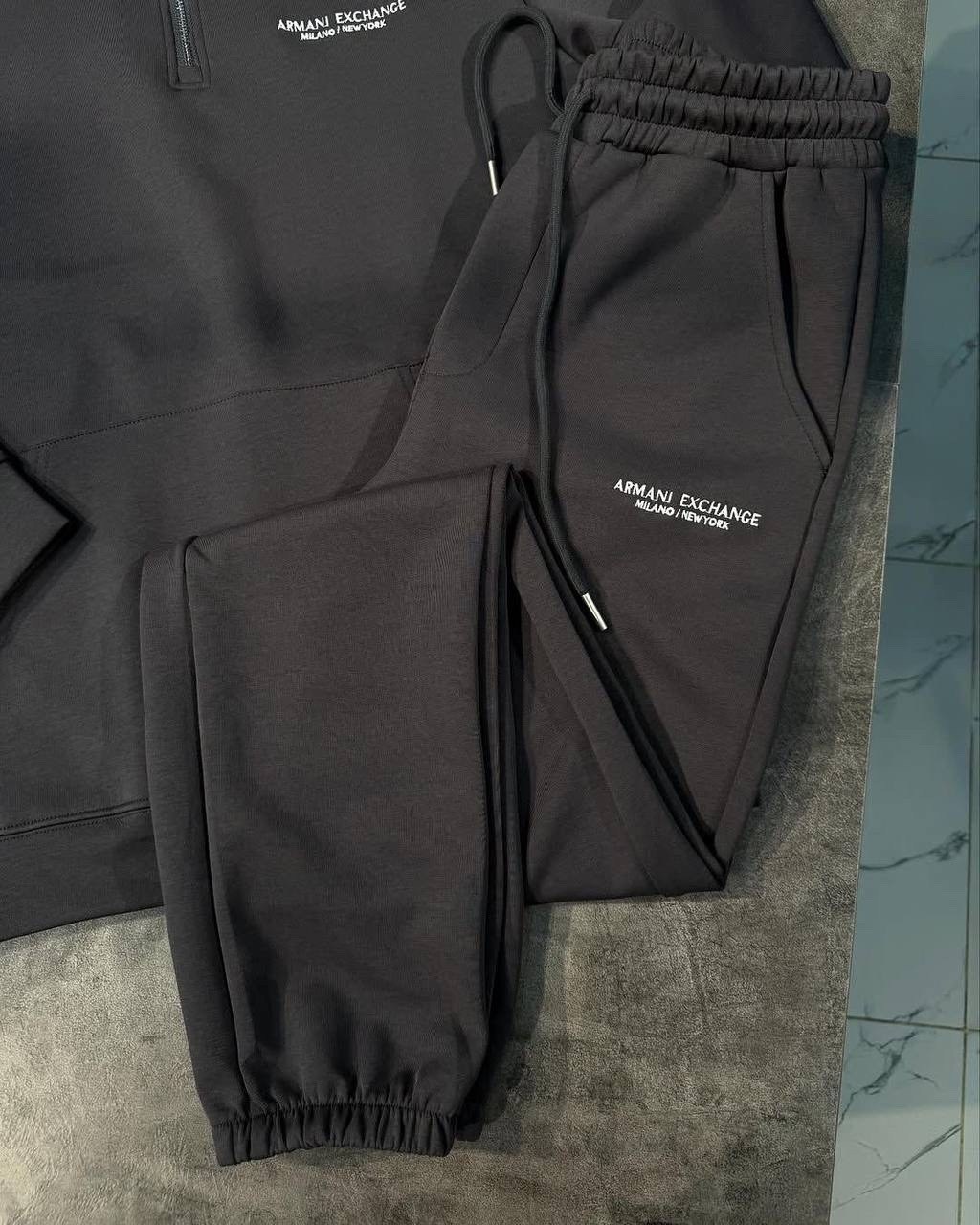 спортивный костюм armani,мужской спортивный костюм,спортивный костюм для мужчин,костюм спортивный,спортивный костюм emporio armani