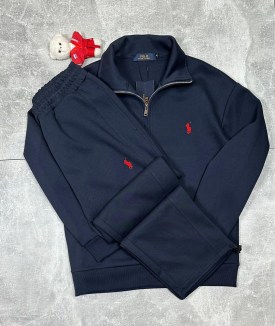 Костюм