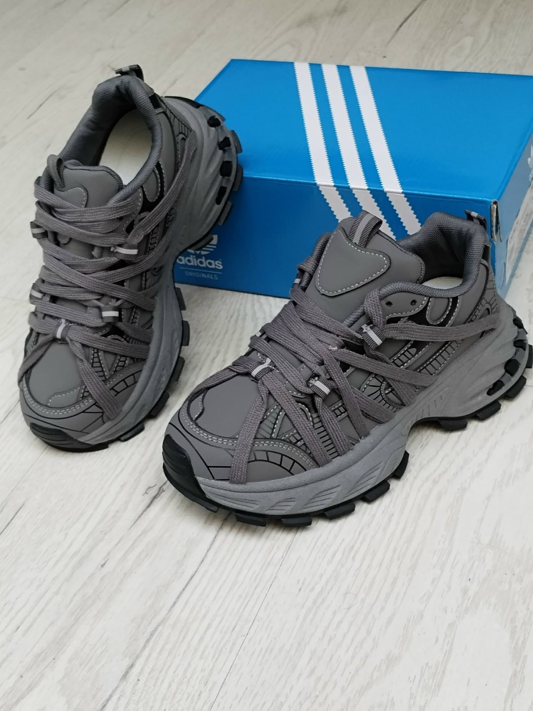 кроссовки adidas,оригинальные кроссовки adidas,кроссовки,массивные кроссовки,adidas кроссовки унисекс