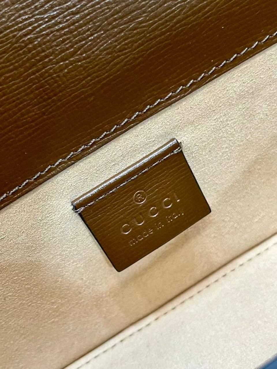 gucci сумка,сумочка кросс боди гуччи,сумка гуччи,gucci сумка на плечо,сумки гуччи женские