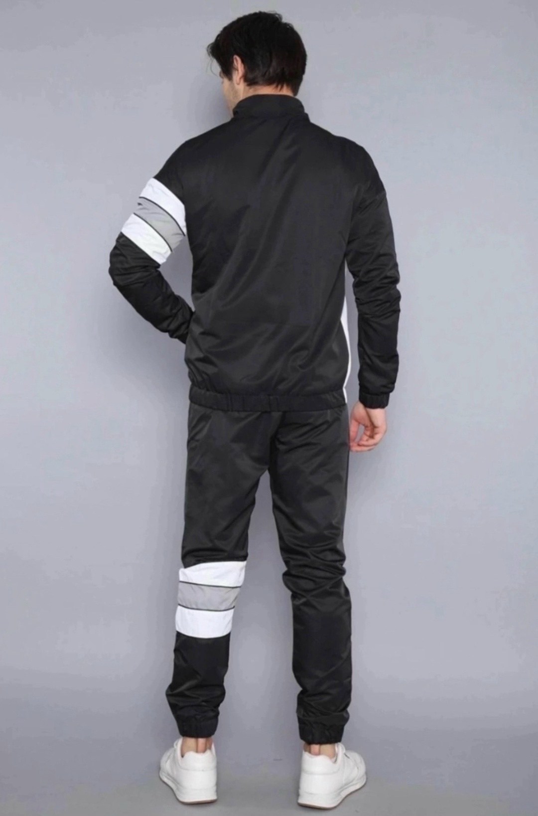 nike sportswear windrunner,ветровка nike,nike windrunner,ветровка мужская nike sportswear windrunner,куртка черно белая мужская nike windrunner