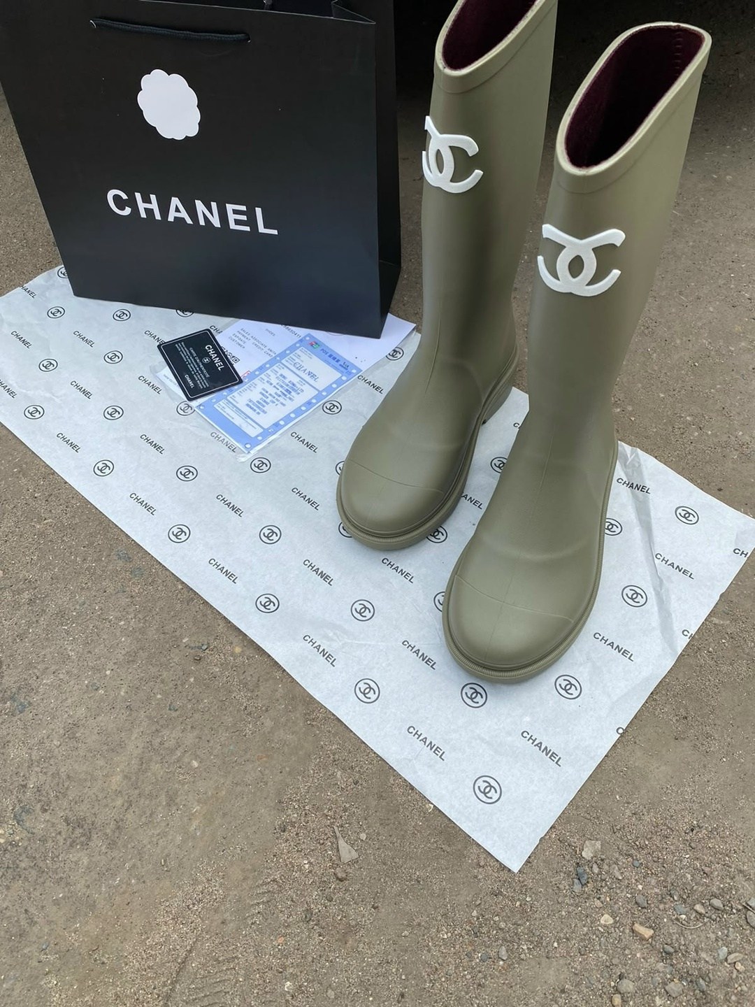 резиновые сапоги chanel,сапоги chanel,резиновые сапоги,резиновые сапоги шанель,женские резиновые сапоги
