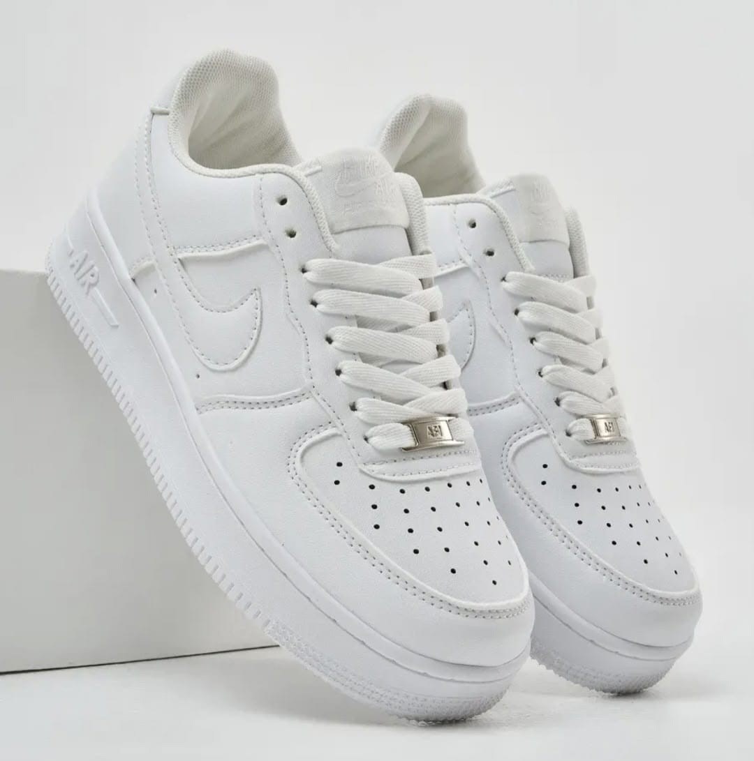 кроссовки nike air force 1 форсы белые кеды,кросcовки nike air force 1,кроссовки air force 1 форсы nike,кроссовки nike air force 1 white,найк аир форс 1 женские белые оригинал