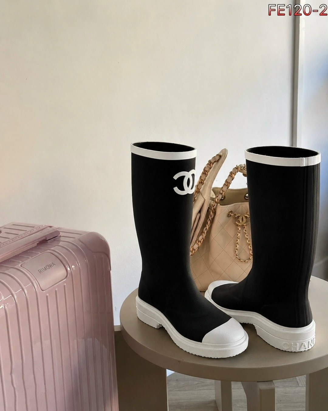 резиновые сапоги chanel,сапоги chanel,резиновые сапоги,женские резиновые сапоги,резиновые сапоги шанель
