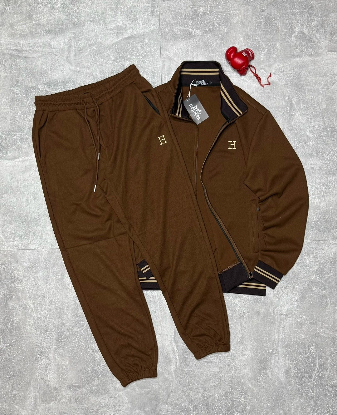 спортивные костюмы brunello cucinelli,спортивные костюм,мужской спортивный костюм,костюм мужской,спортивные костюмы для мужчин