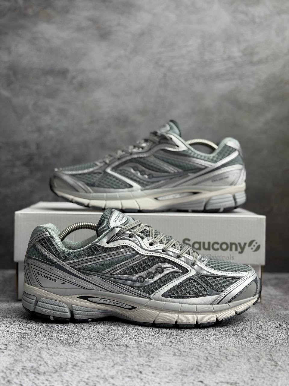 кроссовки saucony,мужские кроссовки saucony,saucony progrid triumph 4,женские кроссовки saucony,saucony cohesion 2