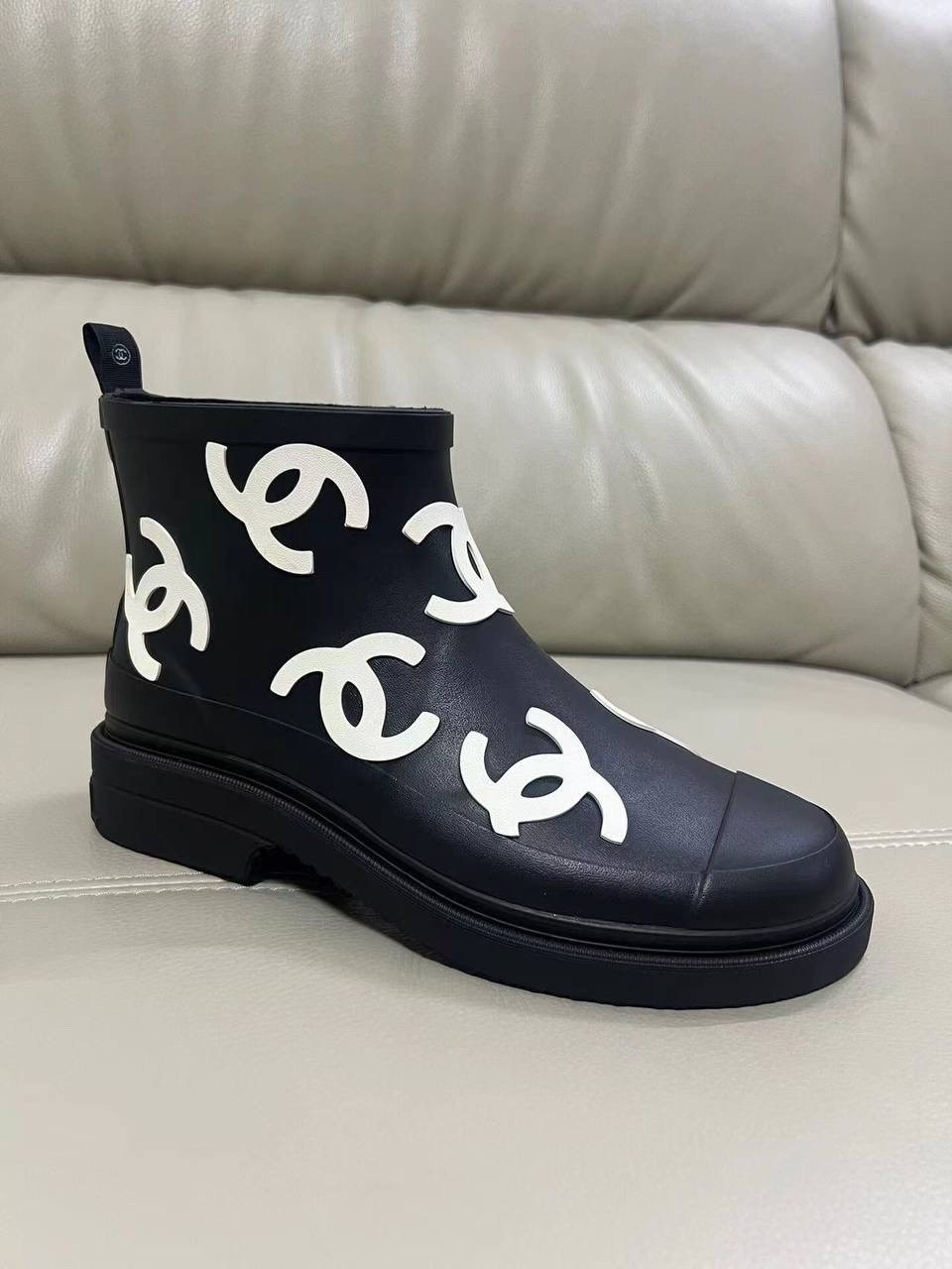 ,сапоги chanel,резиновые сапоги chanel,резиновые сапоги,сапоги резиновые женские