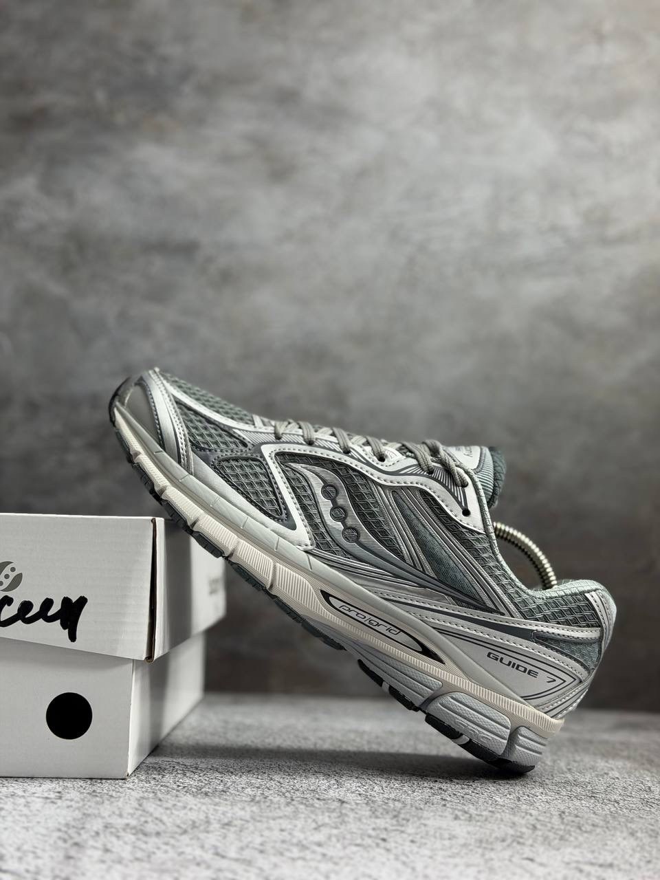 кроссовки saucony,мужские кроссовки saucony,saucony progrid triumph 4,женские кроссовки saucony,saucony cohesion 2