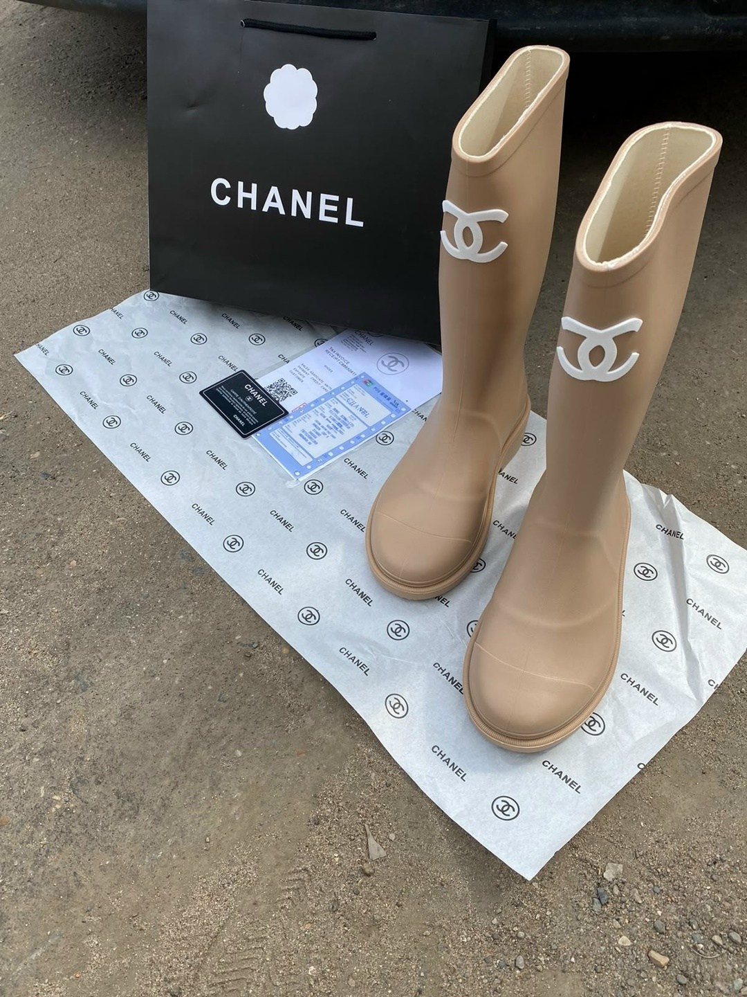 резиновые сапоги chanel,сапоги chanel,резиновые сапоги,резиновые сапоги шанель,женские резиновые сапоги
