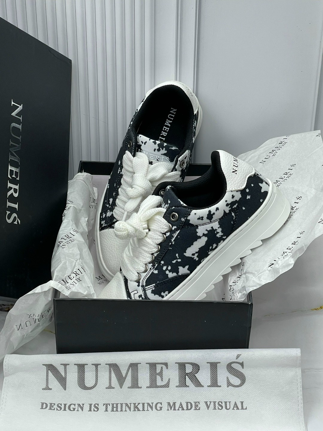 кроссовки numeris,,спортивная ,оригинальные кроссовки,кроссовки низкие