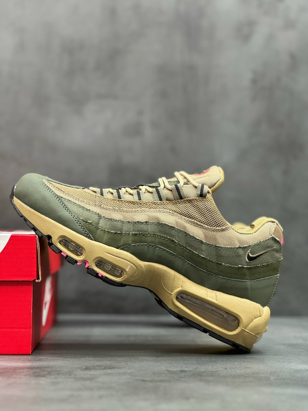 кроссовки nike air max 95,nike air max 95 premium,nike air max 95 sneakerboot,nike air max 95 se,nike air max 95 essential