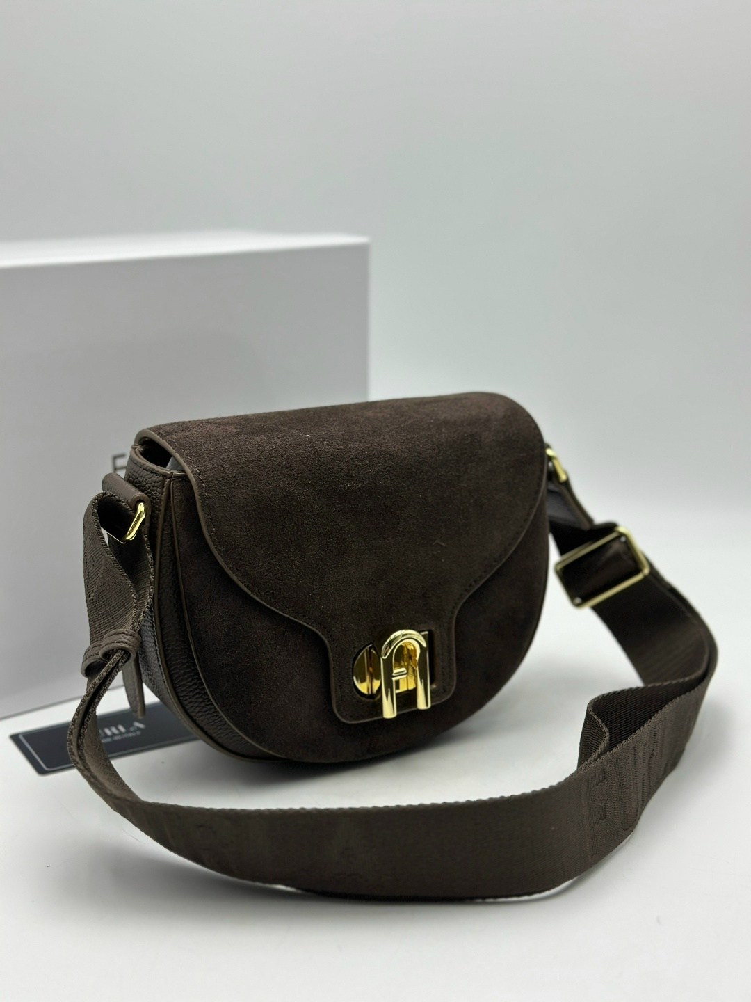 сумка женская натуральная замша,сумка женская furla,сумка,сумка coccinelle натуральная замша,замшевая сумка