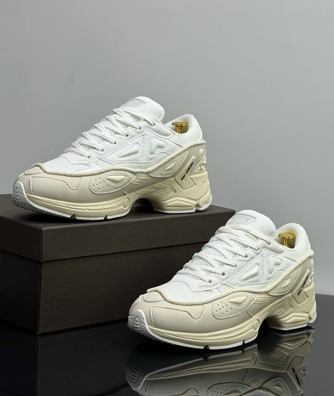 adidas raf simons ozweego,adidas raf simons ozweego 3,adidas ozweego 3 raf simons cream white,adidas x raf simons ozweego 3 white,adidas raf simons ozweego 3 white
