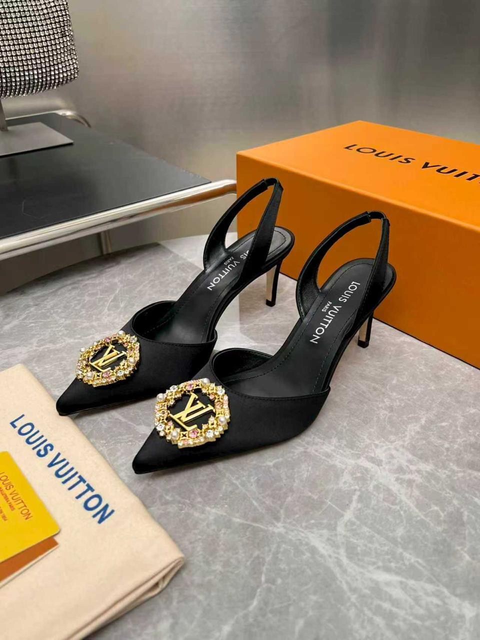,туфли louis vuitton,туфли versace,модная женская ,маноло бланик босоножки