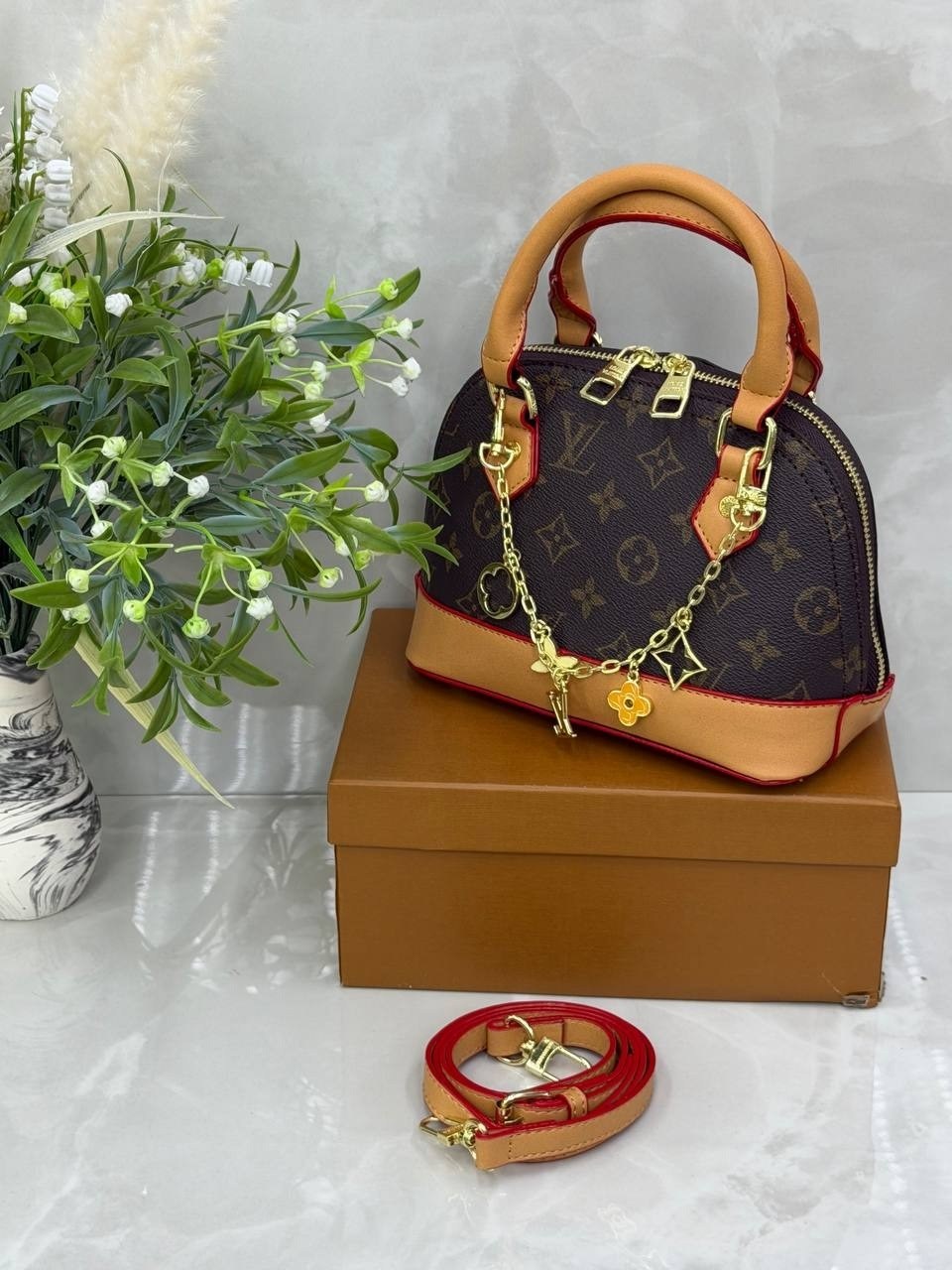 сумка луи виттон альма,сумка louis vuitton,сумка женская louis vuitton,сумка луи виттон,сумочка луи виттон