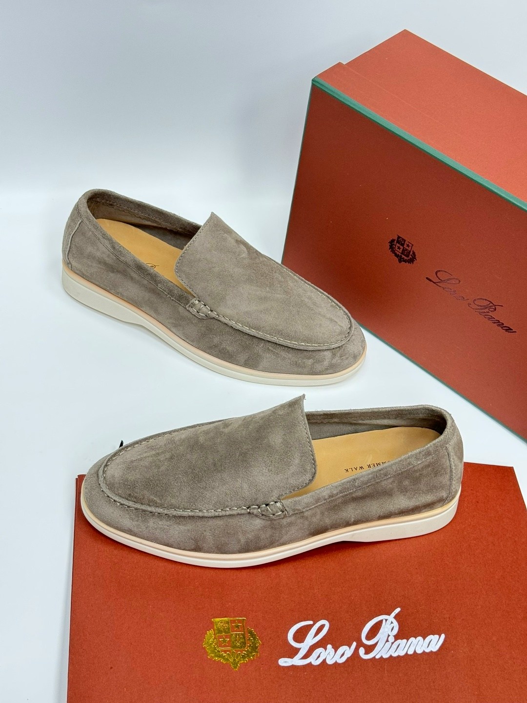 лоферы из натуральной замши loro piana,лоферы loro piana,лоферы loro piana женские,,loro piana мужские лоферы