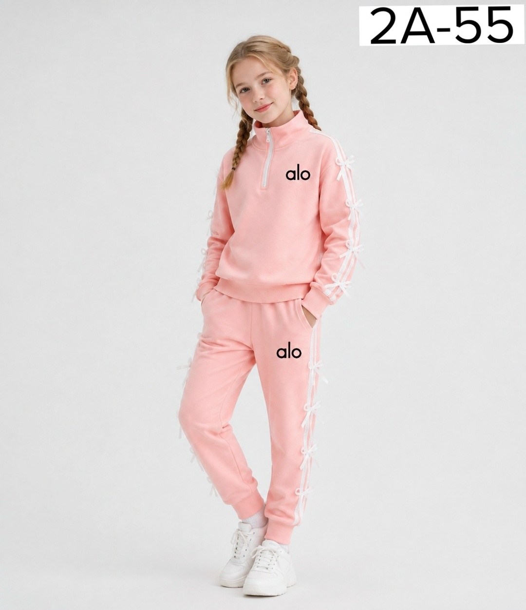 спортивный костюм для девочки,спортивный костюм для девочек mini maxi,костюм для девочек,в спортивном костюме,детский спортивный костюм для девочек