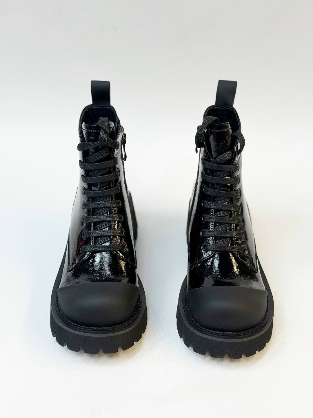 ,женские ботинки,balenciaga черные кожаные ботинки strike.,женская ,ботинки balenciaga