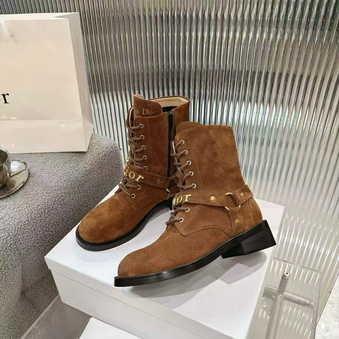 ботинки dior,,женские ботинки,ботинки валентино,короткие сапоги