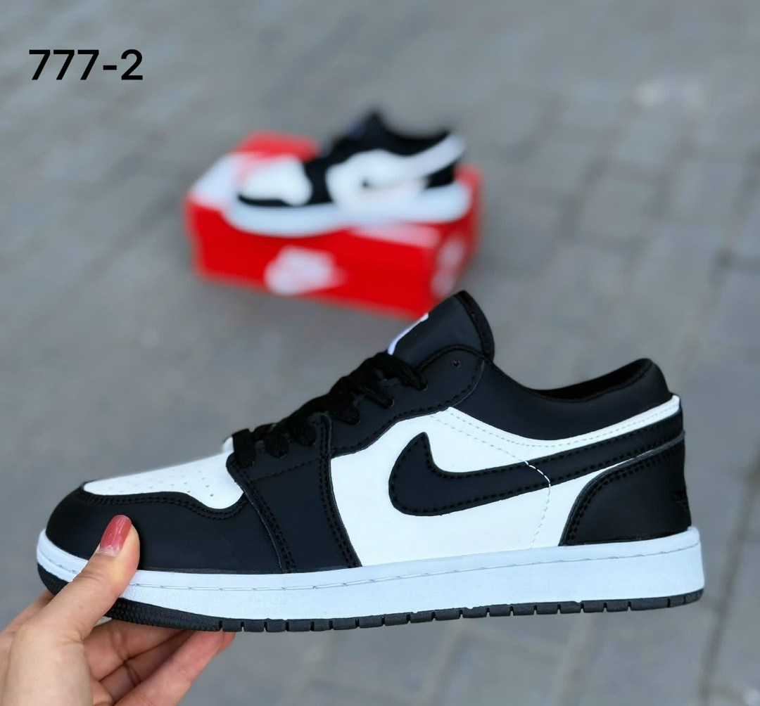 кроссовки nike джорданы кеды спортивные,кроссовки nike air jordan 1 low,кроссовки закрытые,nike air jordan 1 low,nike air jordan 1